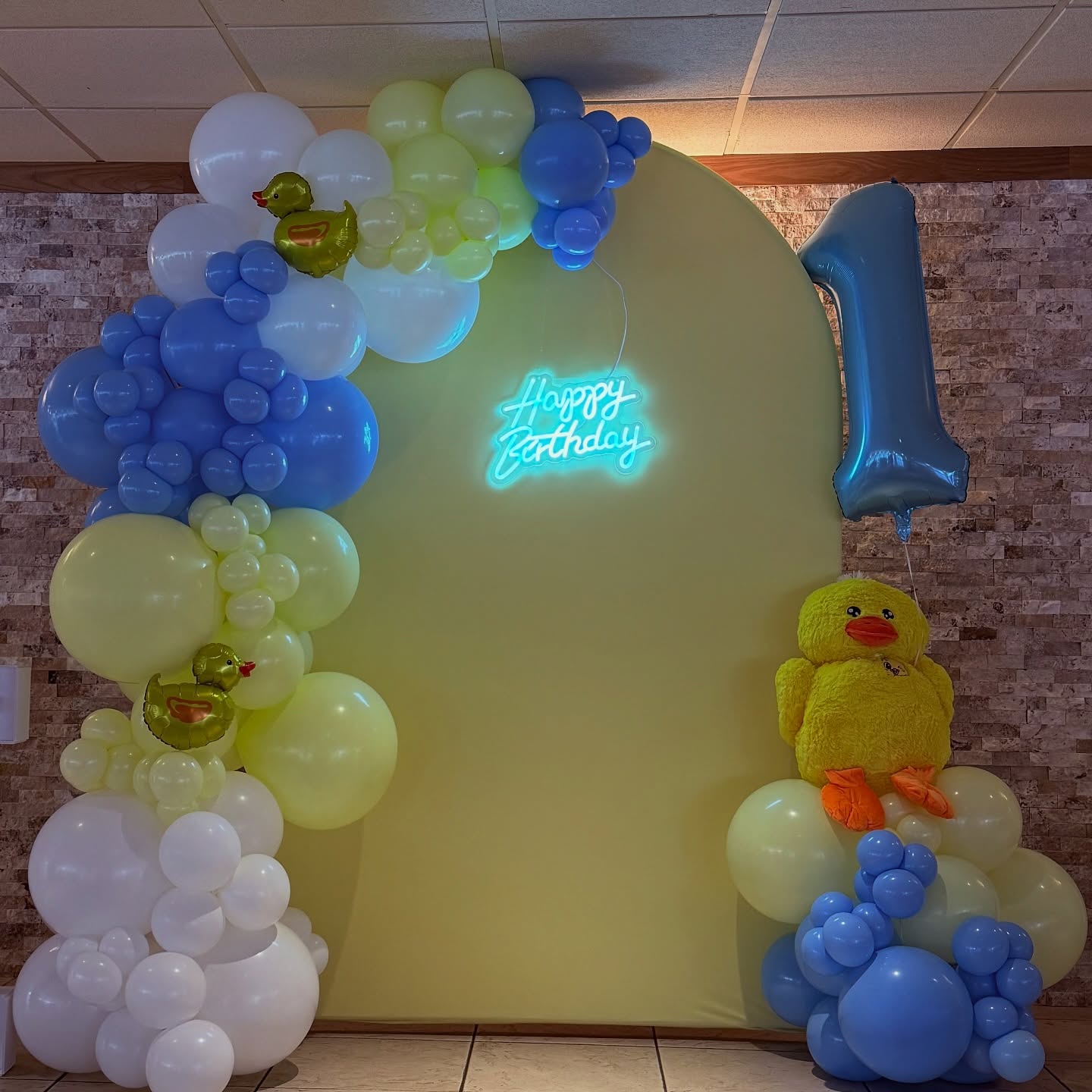 Instagram post from Balloons By M